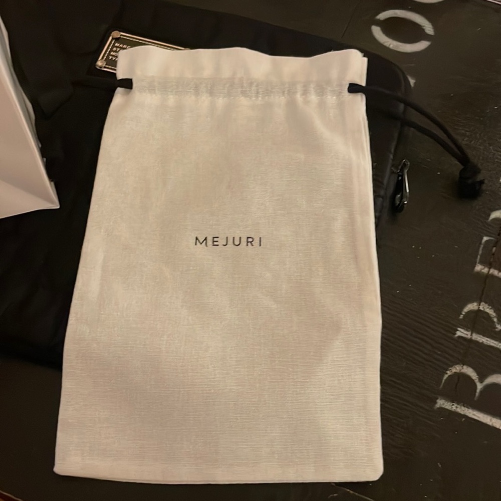 Mejuri Dust Bag
